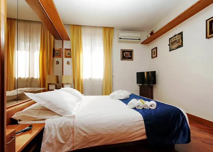 Frattina Family Romantic Superior Апартаменты *